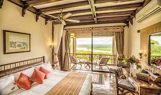 Paraa Safari Lodge