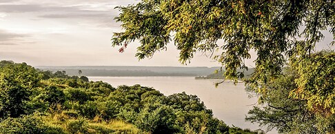 Paraa Safari Lodge
