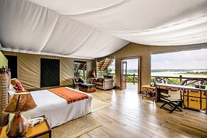 Mweya Safari Lodge