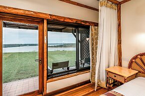 Mweya Safari Lodge