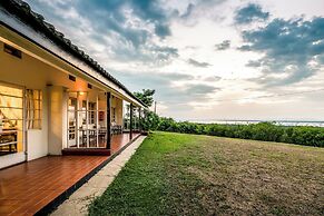 Mweya Safari Lodge