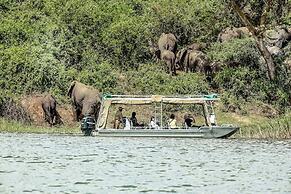 Mweya Safari Lodge