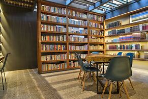 Hotel Criol