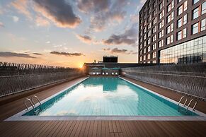 Novotel Shanghai Clover