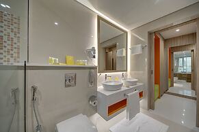 Al Khoory Atrium Hotel