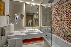 Al Khoory Atrium Hotel