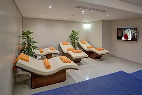 Al Khoory Atrium Hotel
