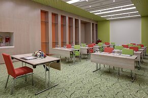 Al Khoory Atrium Hotel