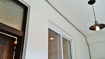 Mutter Apartment