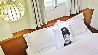Mutter Apartment