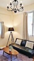 Mutter Apartment