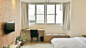 Mutter Apartment