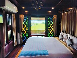 Pludhaya Resort & Spa