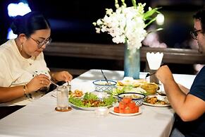 Pludhaya Resort & Spa