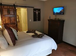 Aerotropolis Guest Lodge