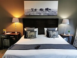 Aerotropolis Guest Lodge