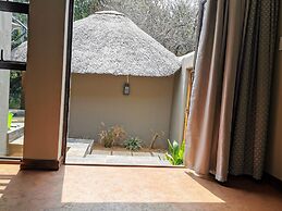 Aerotropolis Guest Lodge