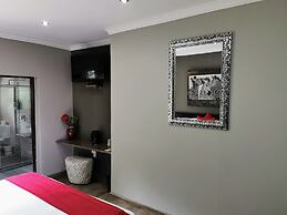Aerotropolis Guest Lodge