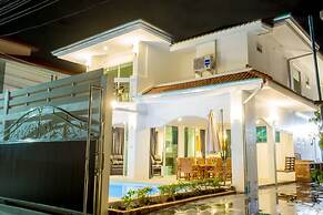 Pattaya Pool Villa