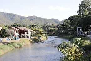 Pai River Villa