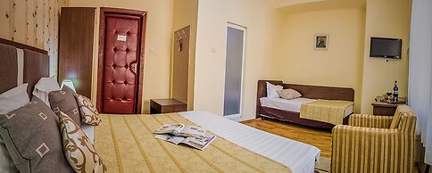 Hotel Rina Cerbul