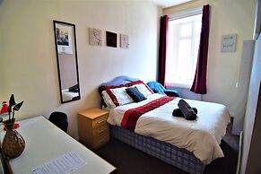 Manu's Guesthouse