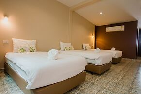 Warm Well Hostel Kanchanaburi