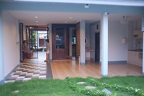 Warm Well Hostel Kanchanaburi