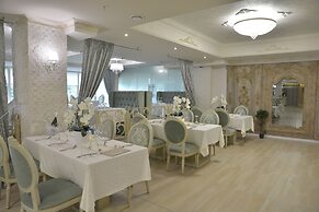Bristol Central Park Hotel