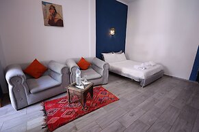 Riad O-ly