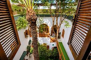 Riad O-ly