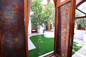Riad O-ly