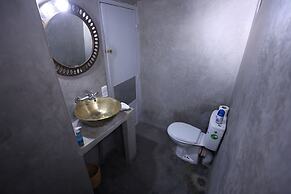Riad O-ly