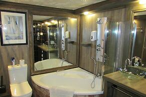 Belurana Collection Victoria Manor