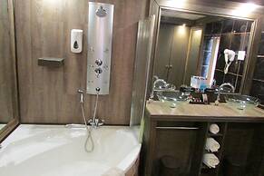 Belurana Collection Victoria Manor