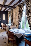 Logis Hôtel Restaurant Le Cheval Blanc