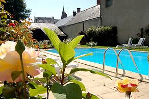 Logis Hôtel Restaurant Le Cheval Blanc