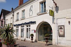 Logis Hôtel Restaurant Le Cheval Blanc