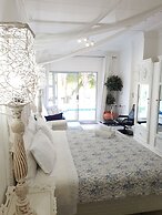 Belurana Collection River Manor