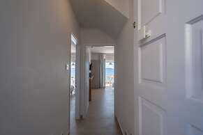 Nelly's Apartments