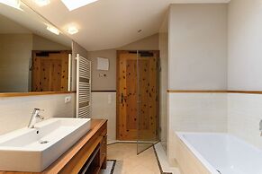 Chalet Mirabell