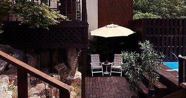 Penatess Pool Villa