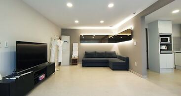 Penatess Pool Villa