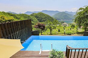 Penatess Pool Villa