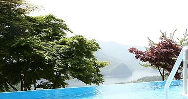 Penatess Pool Villa