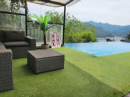 Penatess Pool Villa