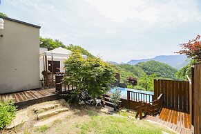 Penatess Pool Villa