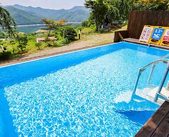 Penatess Pool Villa