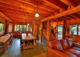 Bruny Island Lodge