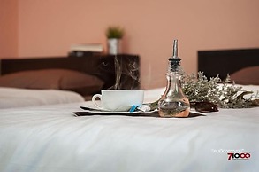 U Dee Room & Coffee
